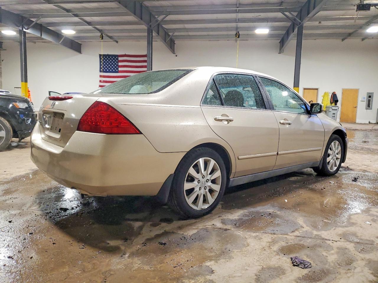 2006 HONDA ACCORD LX photo 3
