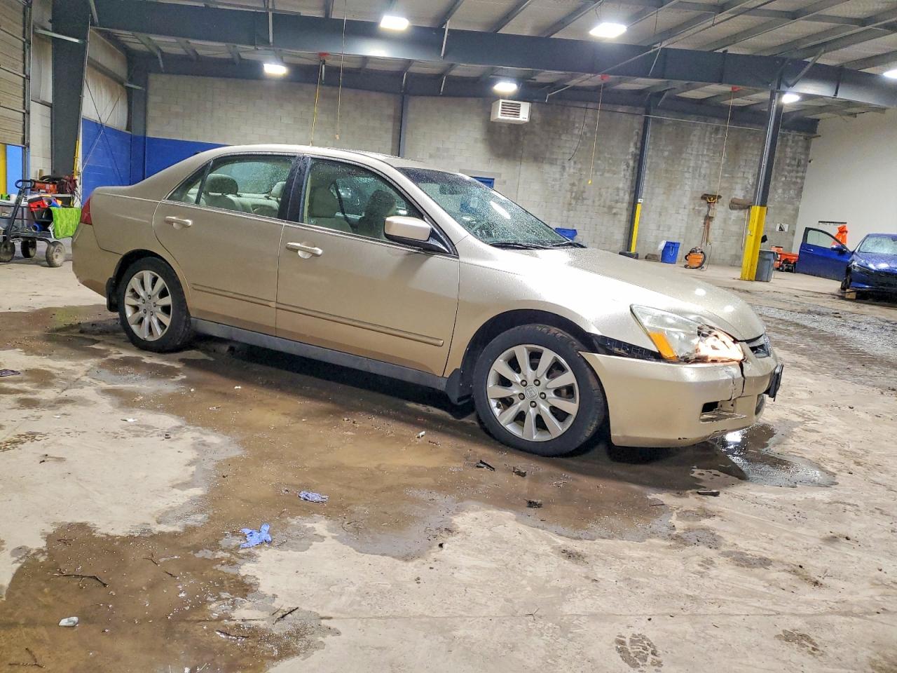 2006 HONDA ACCORD LX photo 4