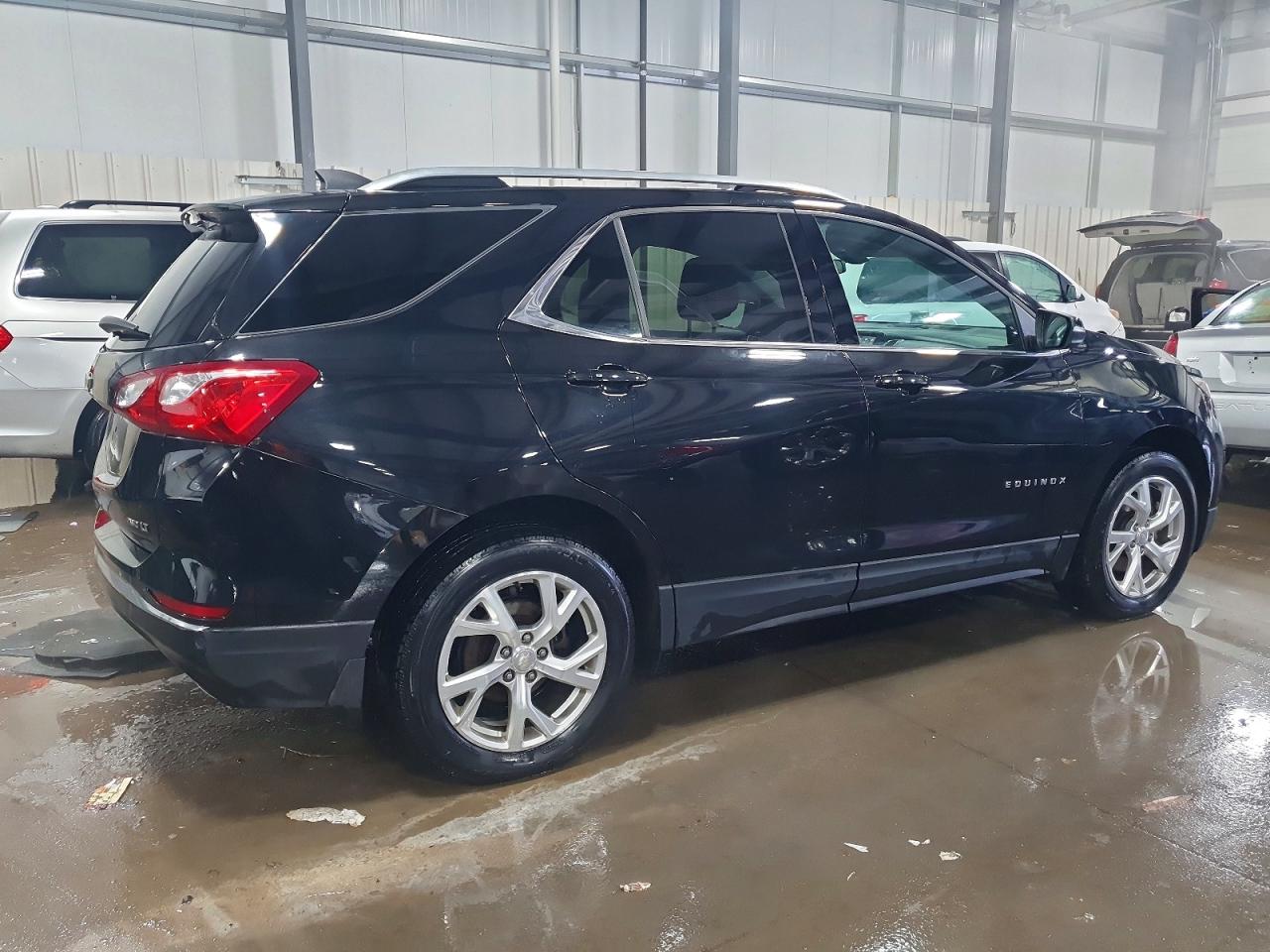 2019 CHEVROLET EQUINOX LT photo 3