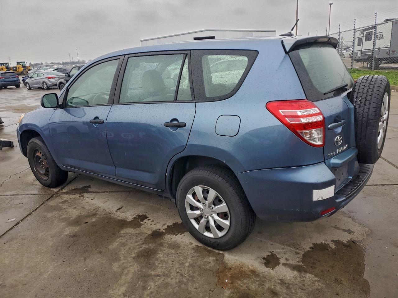 2009 TOYOTA RAV4 photo 2