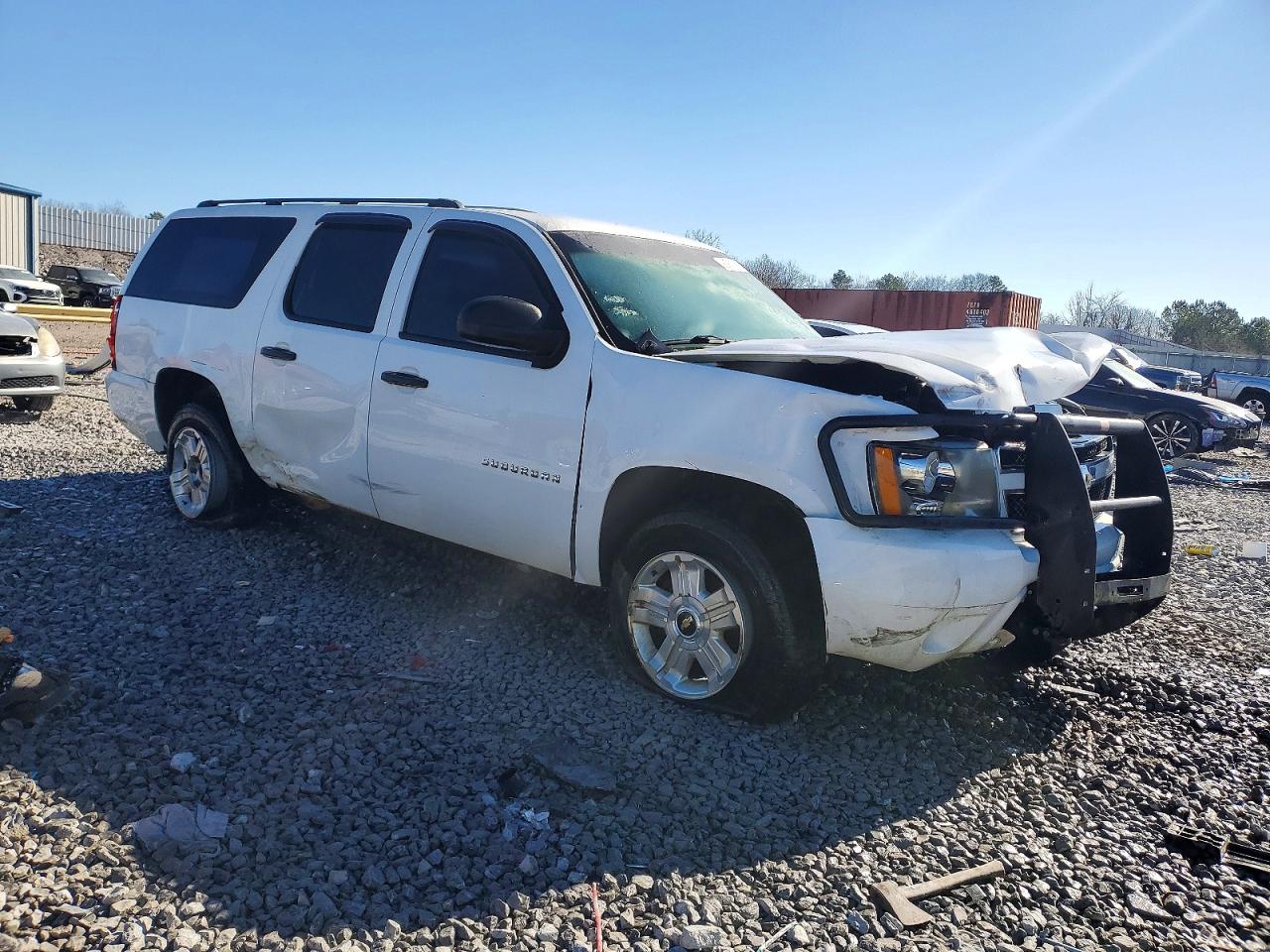 2011 CHEVROLET SUBURBAN K1500 photo 4