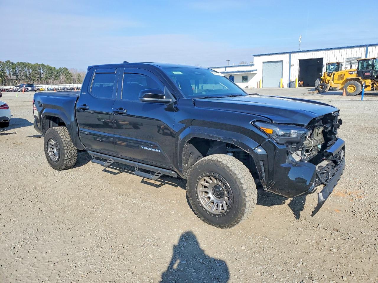 2024 TOYOTA TACOMA DOUBLE CAB photo 4