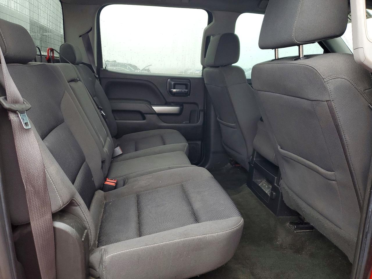 2017 CHEVROLET SILVERADO K1500 LT photo 10