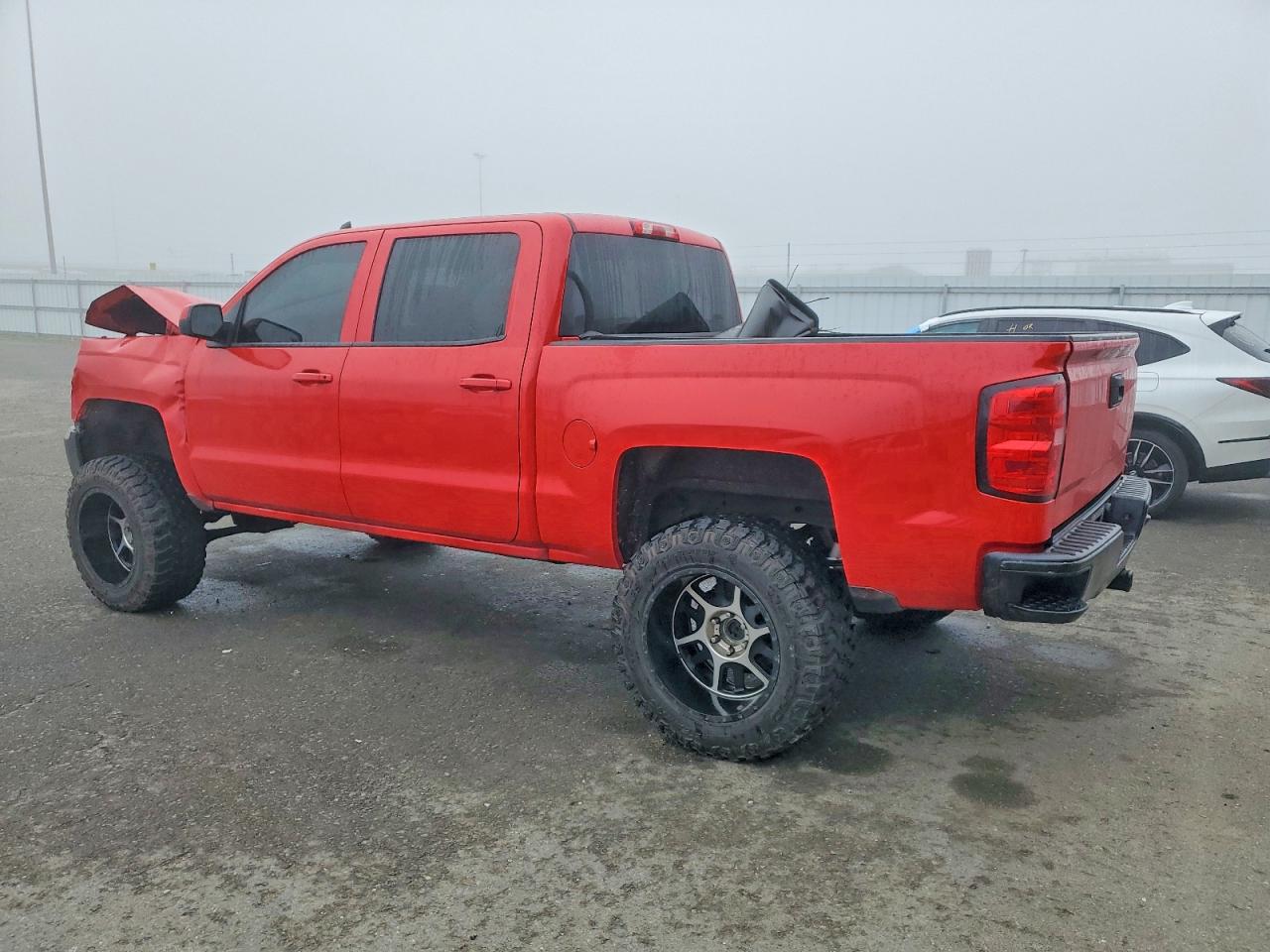 2017 CHEVROLET SILVERADO K1500 LT photo 2