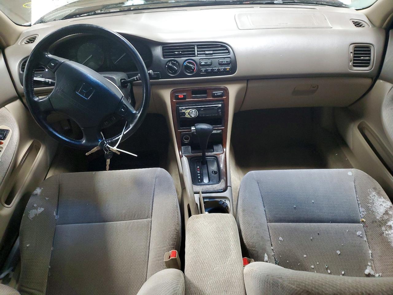 1997 HONDA ACCORD SE photo 8