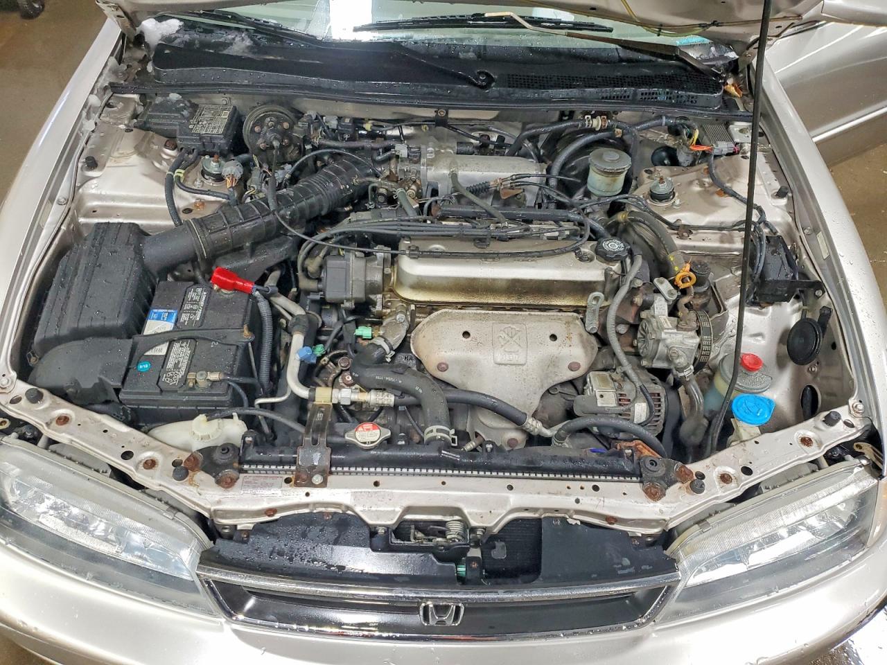 1997 HONDA ACCORD SE photo 11