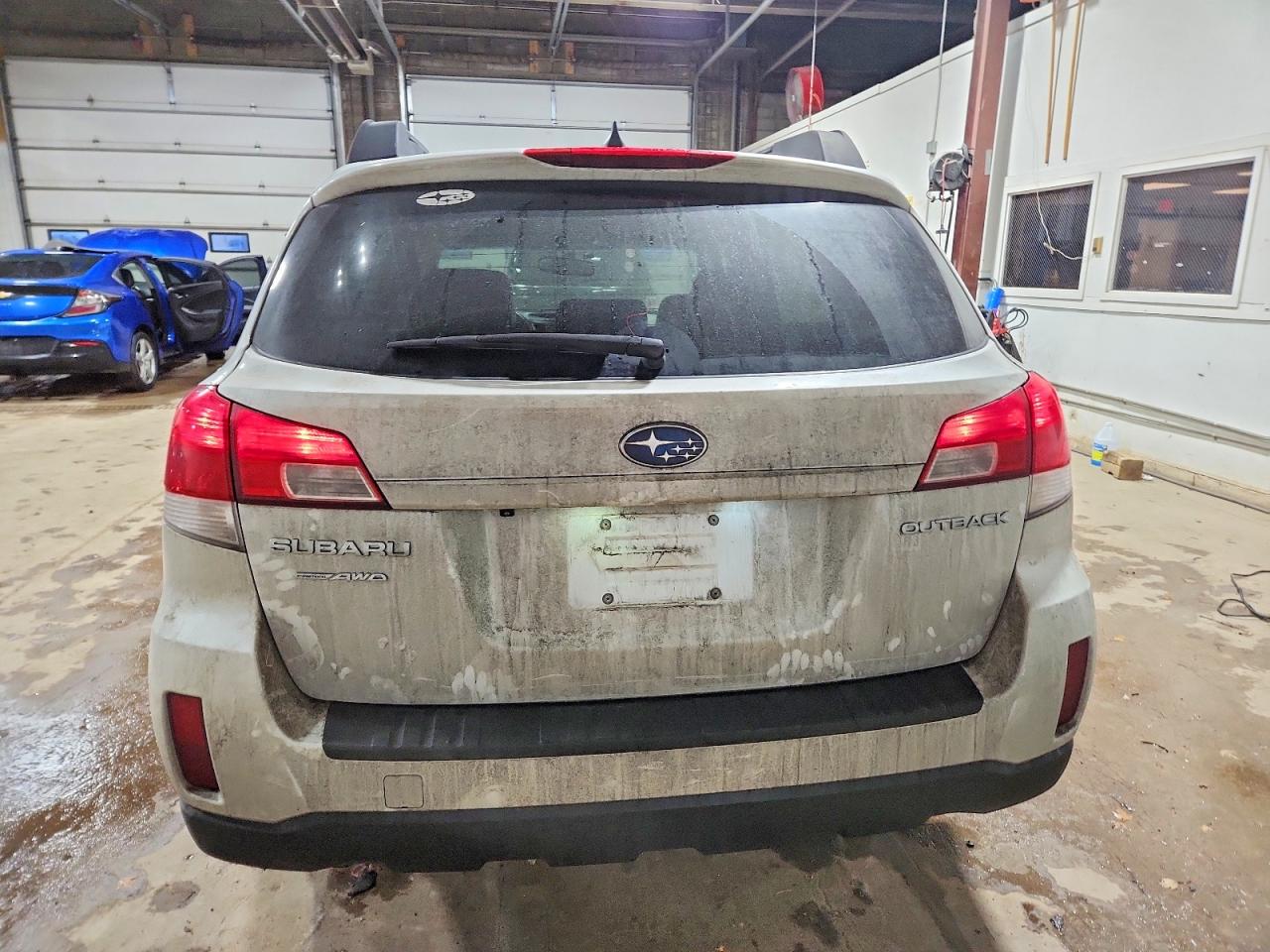 2011 SUBARU OUTBACK 2.5I LIMITED photo 11