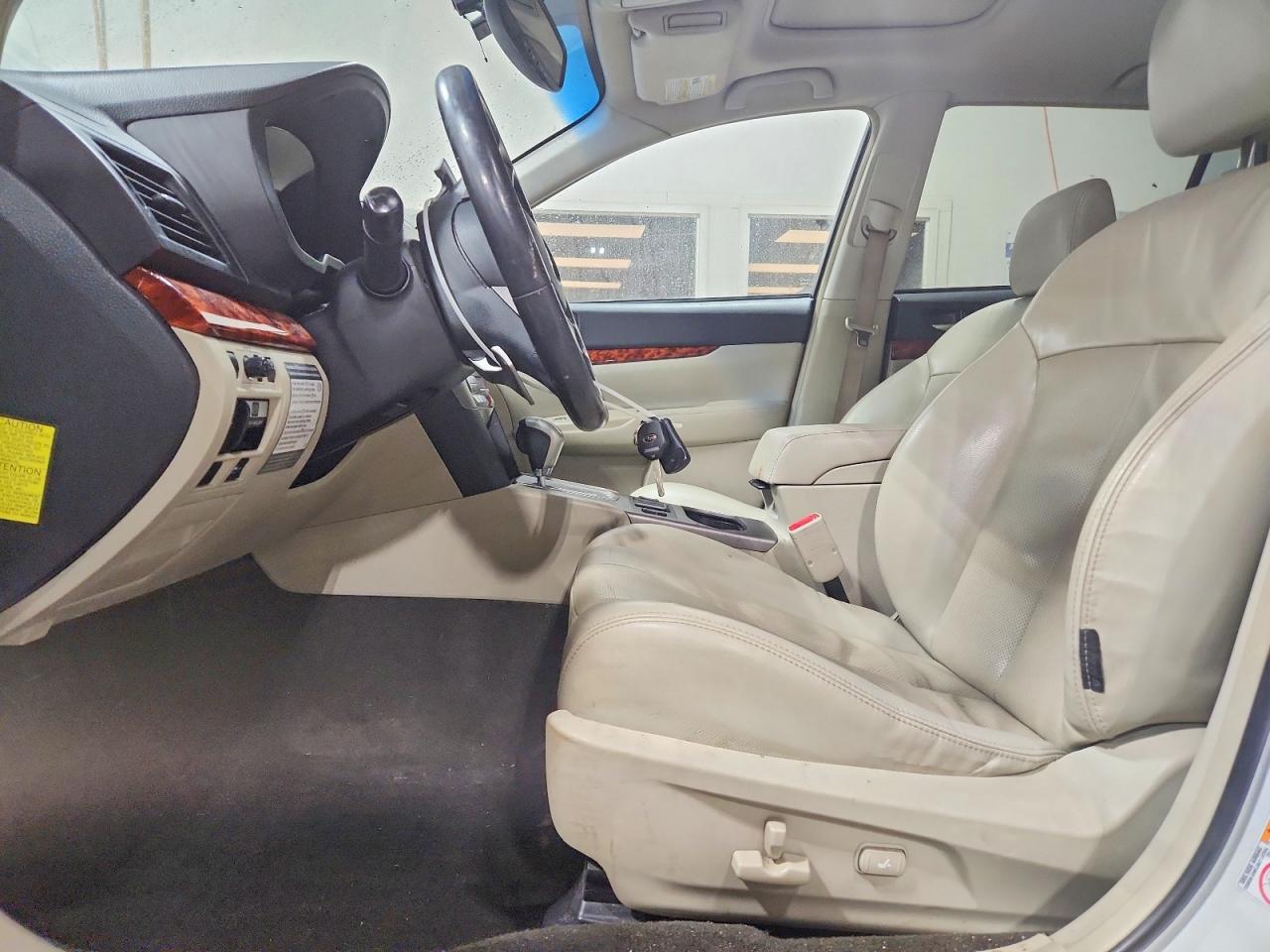 2011 SUBARU OUTBACK 2.5I LIMITED photo 13