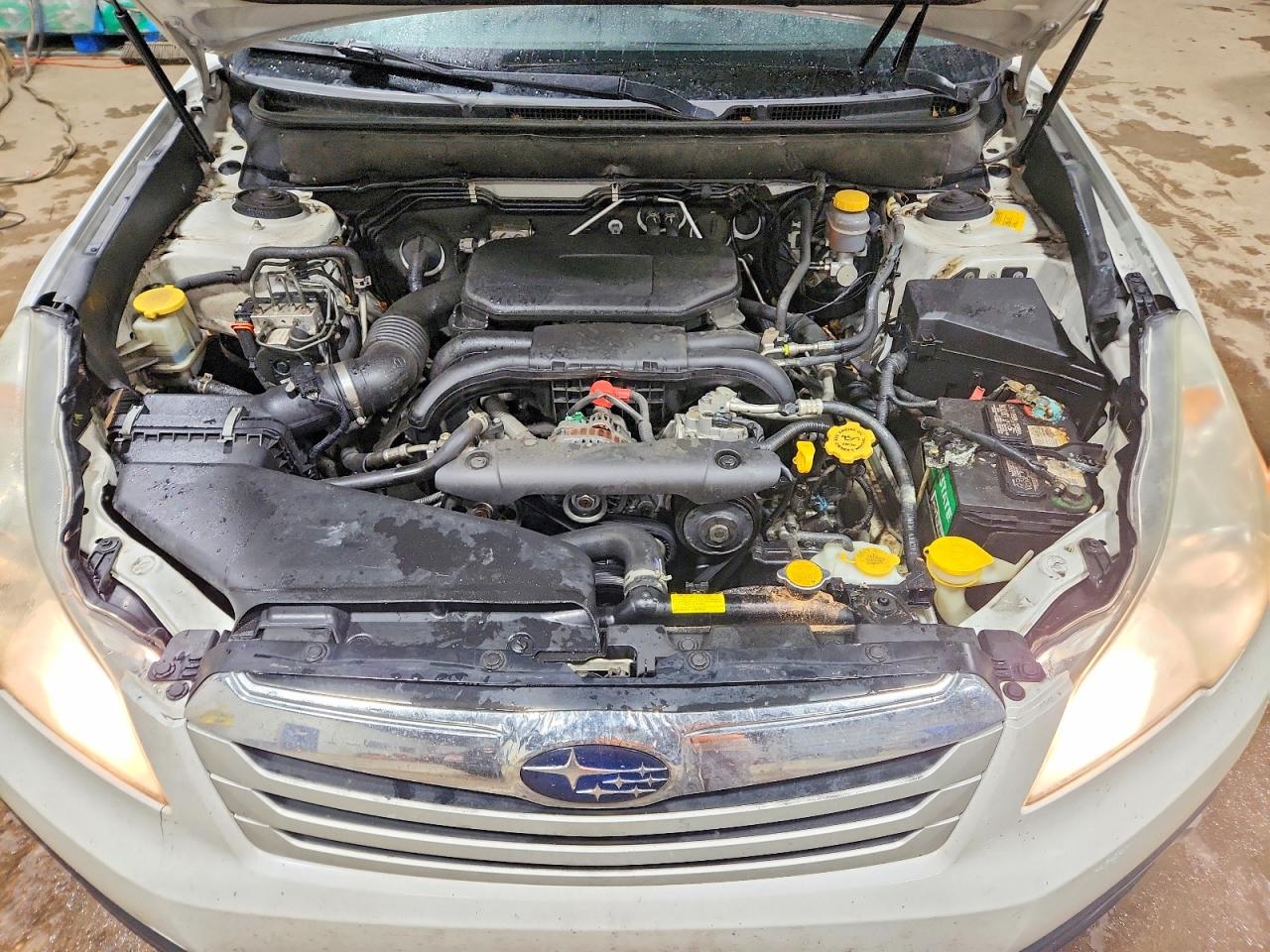 2011 SUBARU OUTBACK 2.5I LIMITED photo 23