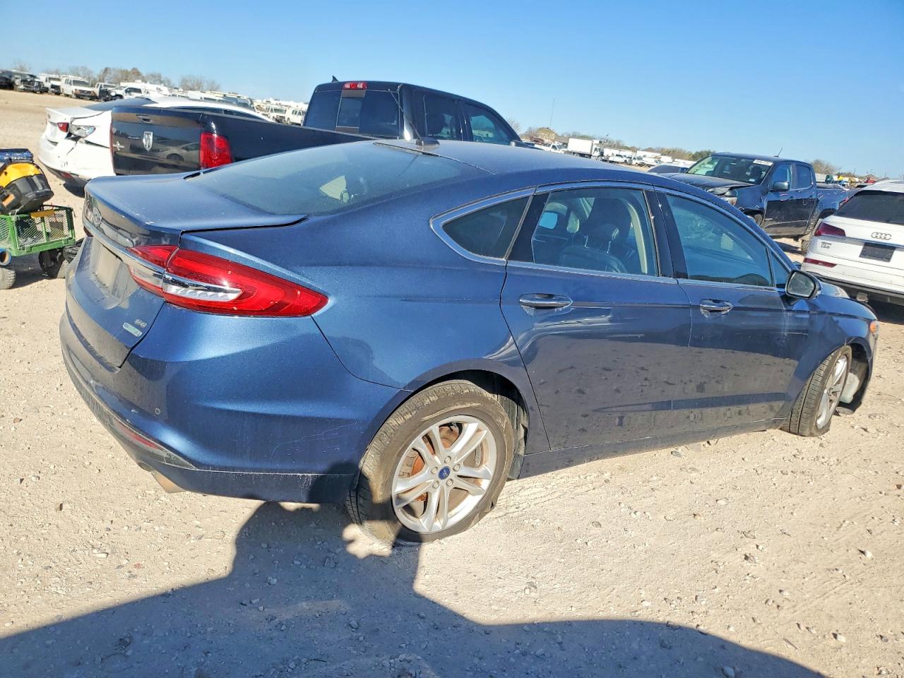 2018 FORD FUSION SE photo 3
