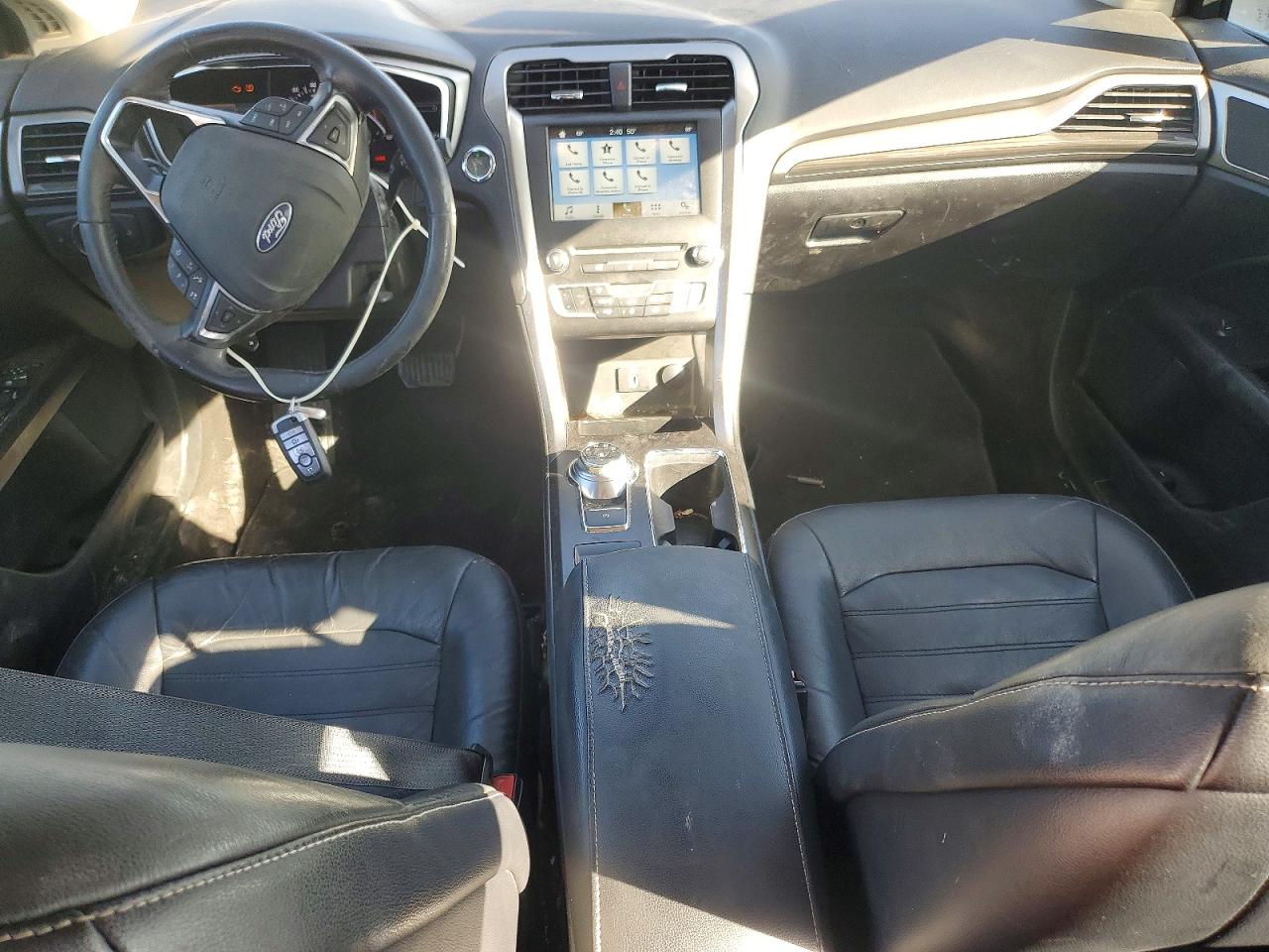 2018 FORD FUSION SE photo 8
