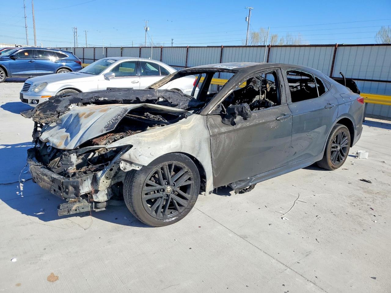 2025 TOYOTA CAMRY