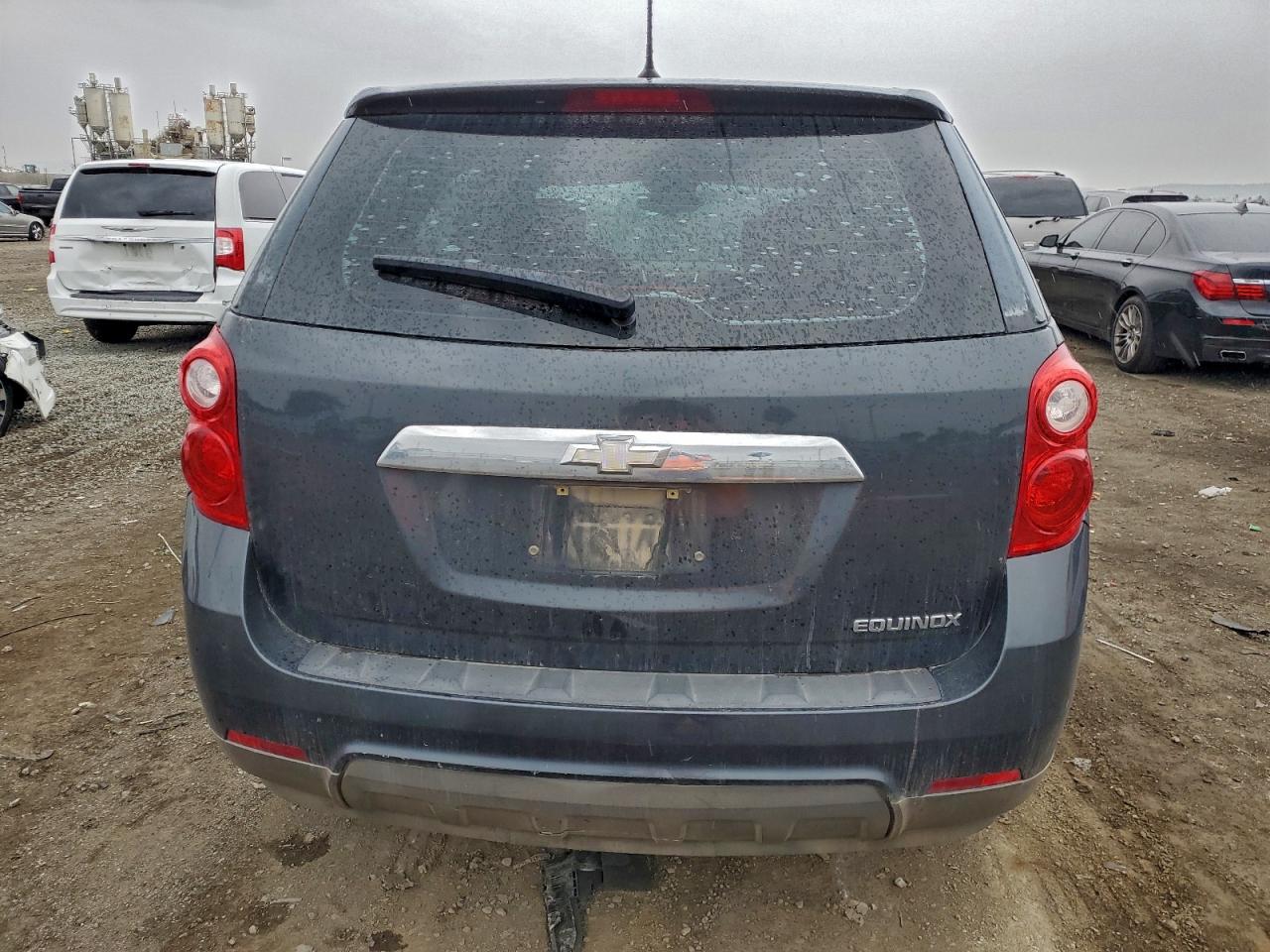 2013 CHEVROLET EQUINOX LS photo 6