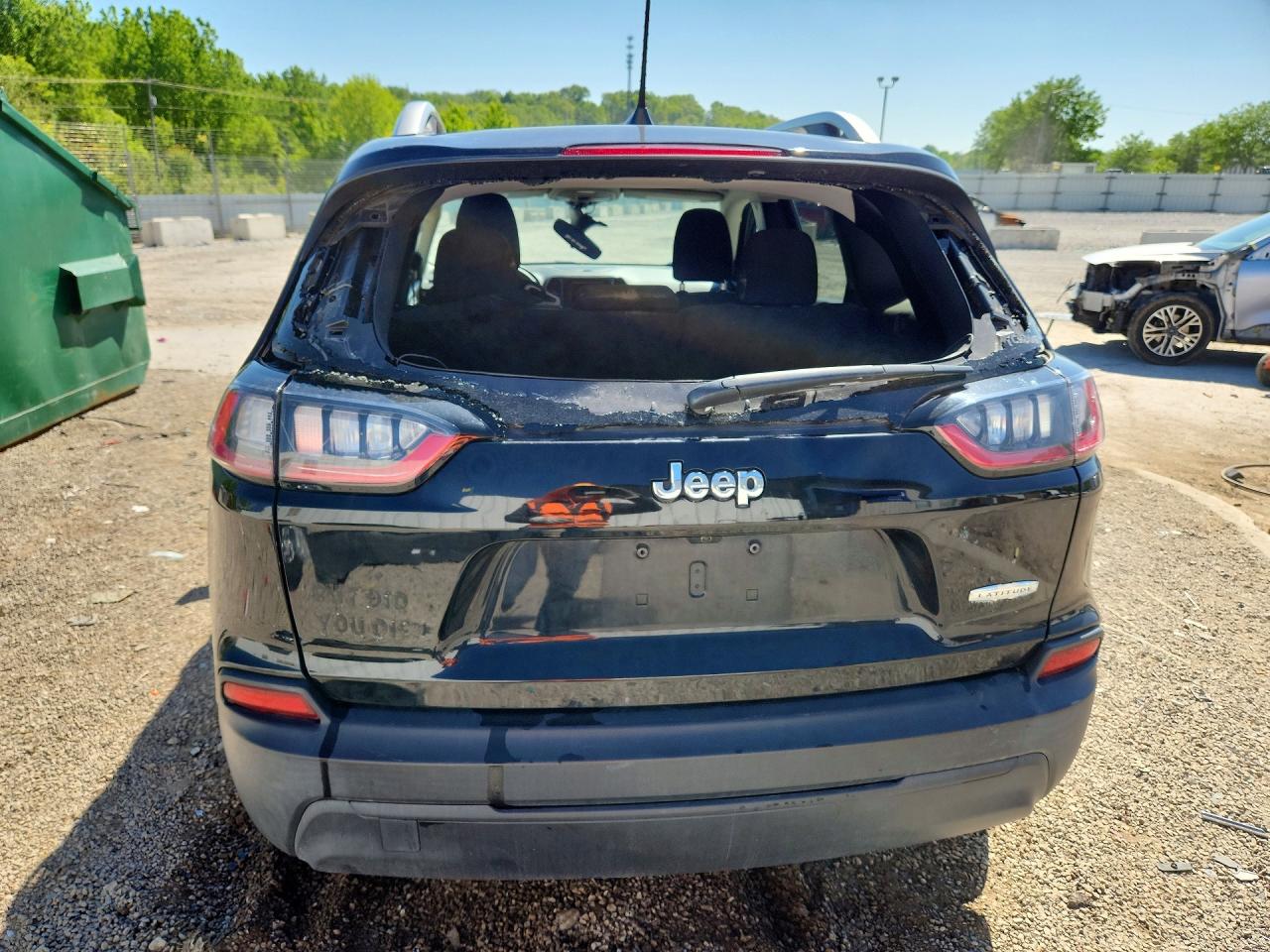 2021 JEEP CHEROKEE LATITUDE photo 6