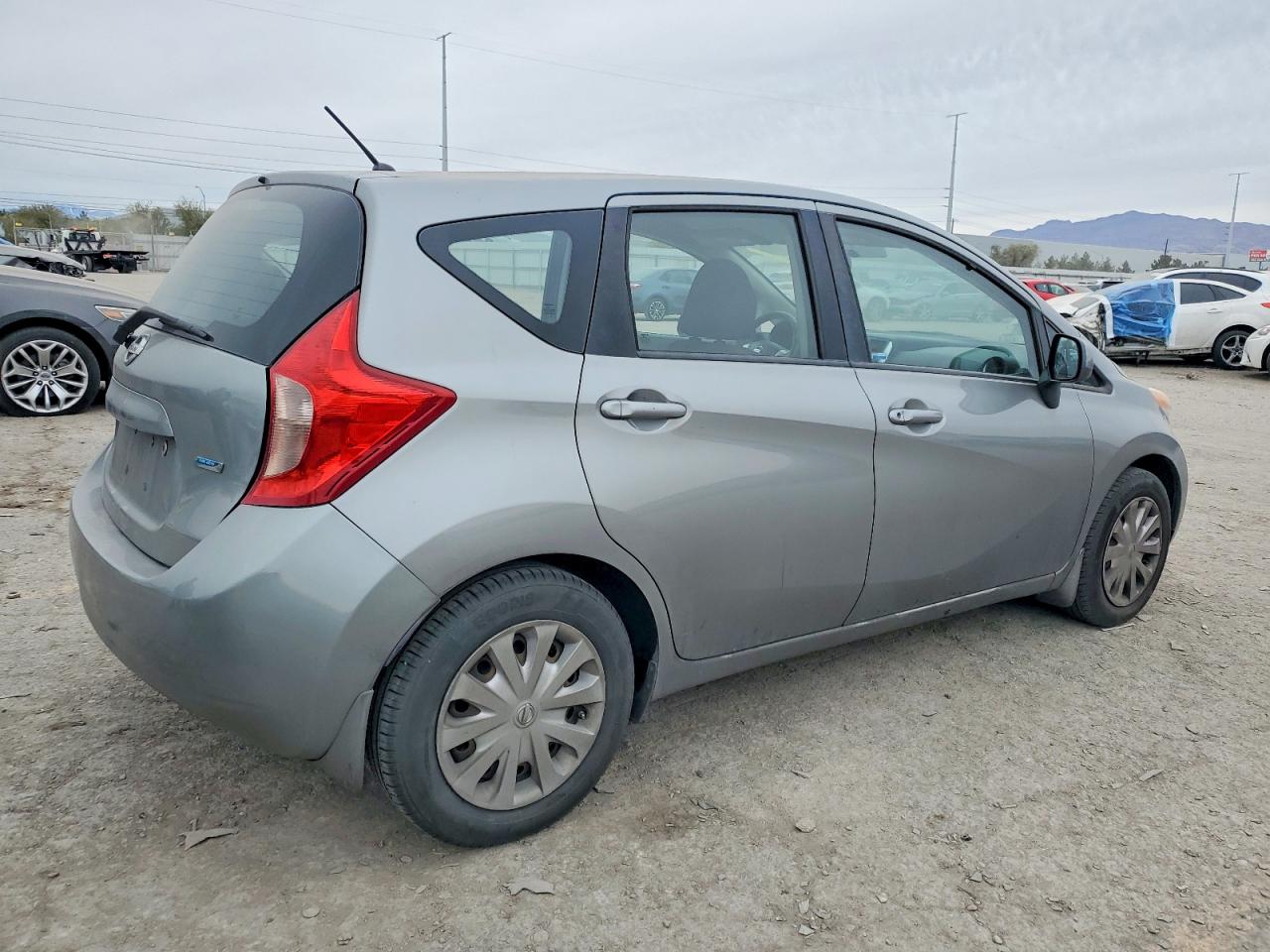 2014 NISSAN VERSA NOTE S photo 3