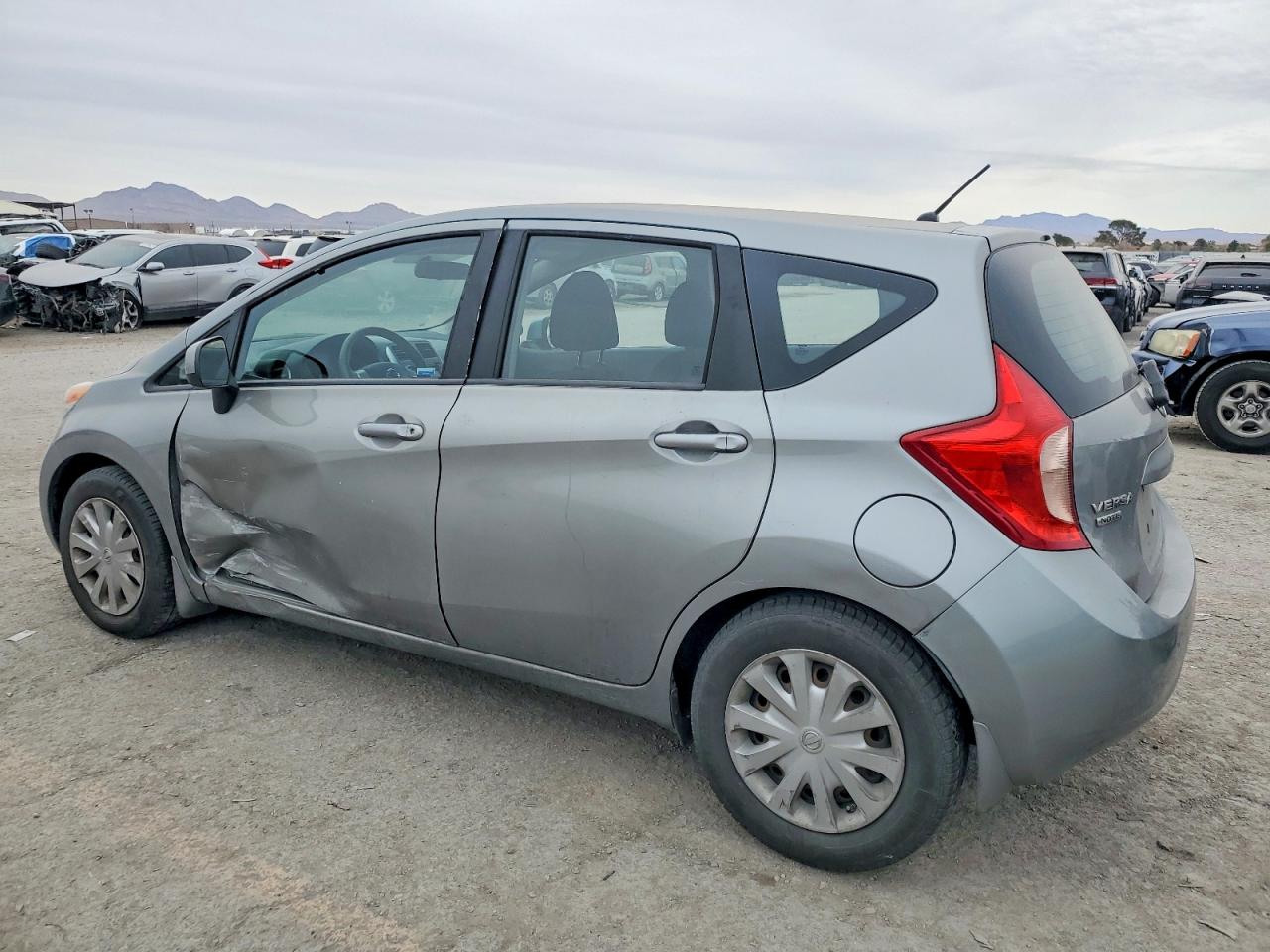 2014 NISSAN VERSA NOTE S photo 2