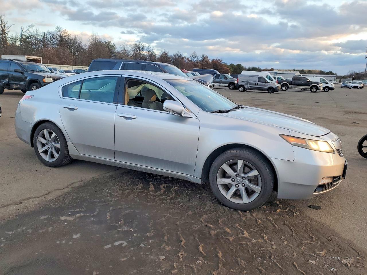 2012 ACURA TL photo 4