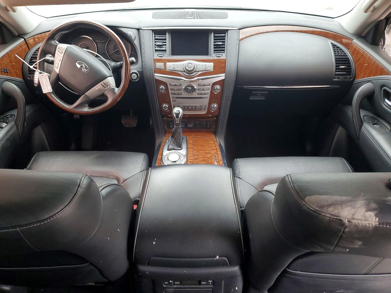 2019 INFINITI QX80 LUXE photo 15