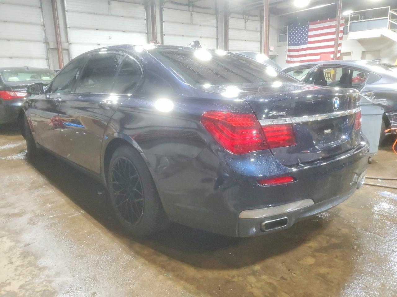 2013 BMW 750 LXI photo 2