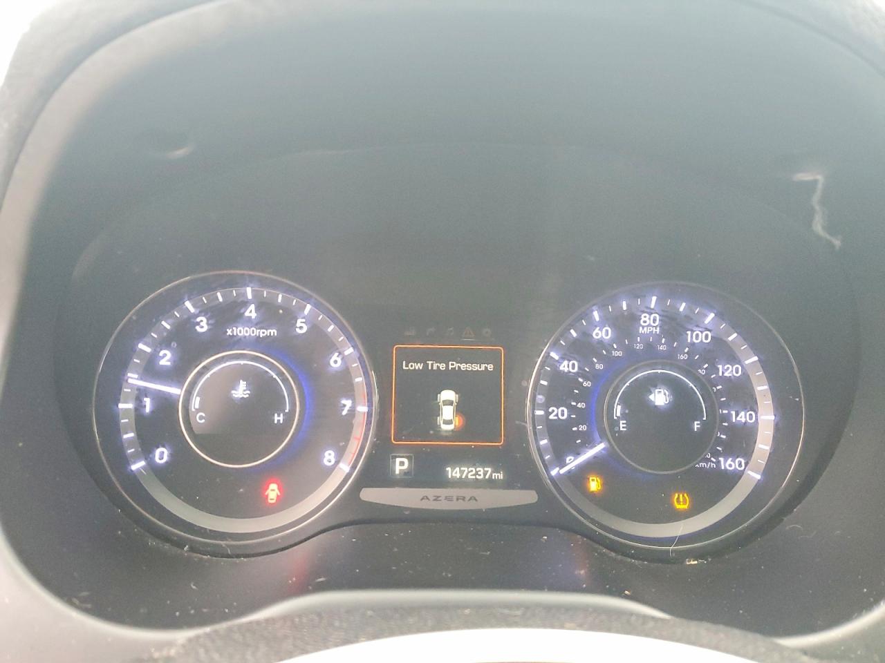 2015 HYUNDAI AZERA photo 9