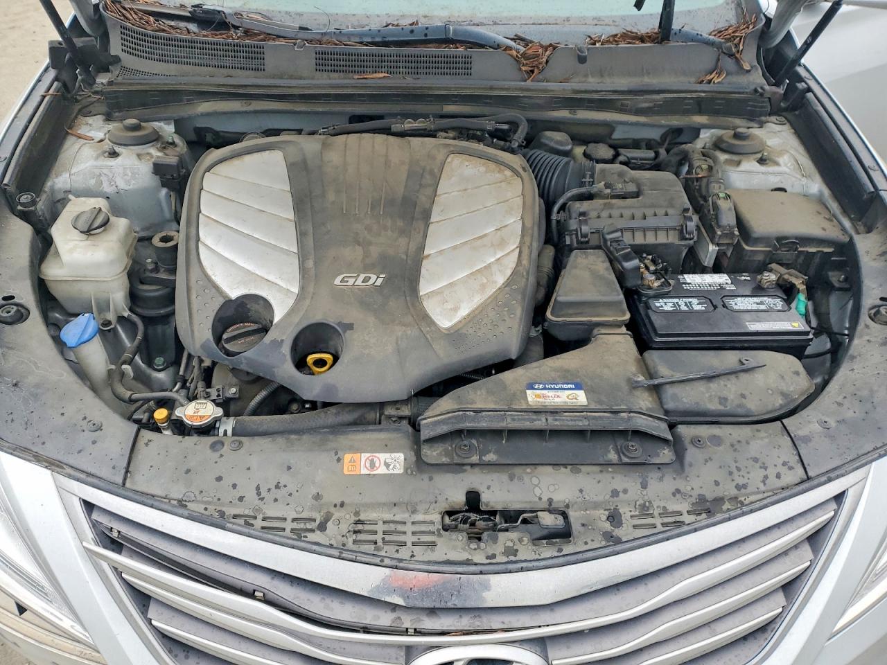 2015 HYUNDAI AZERA photo 11