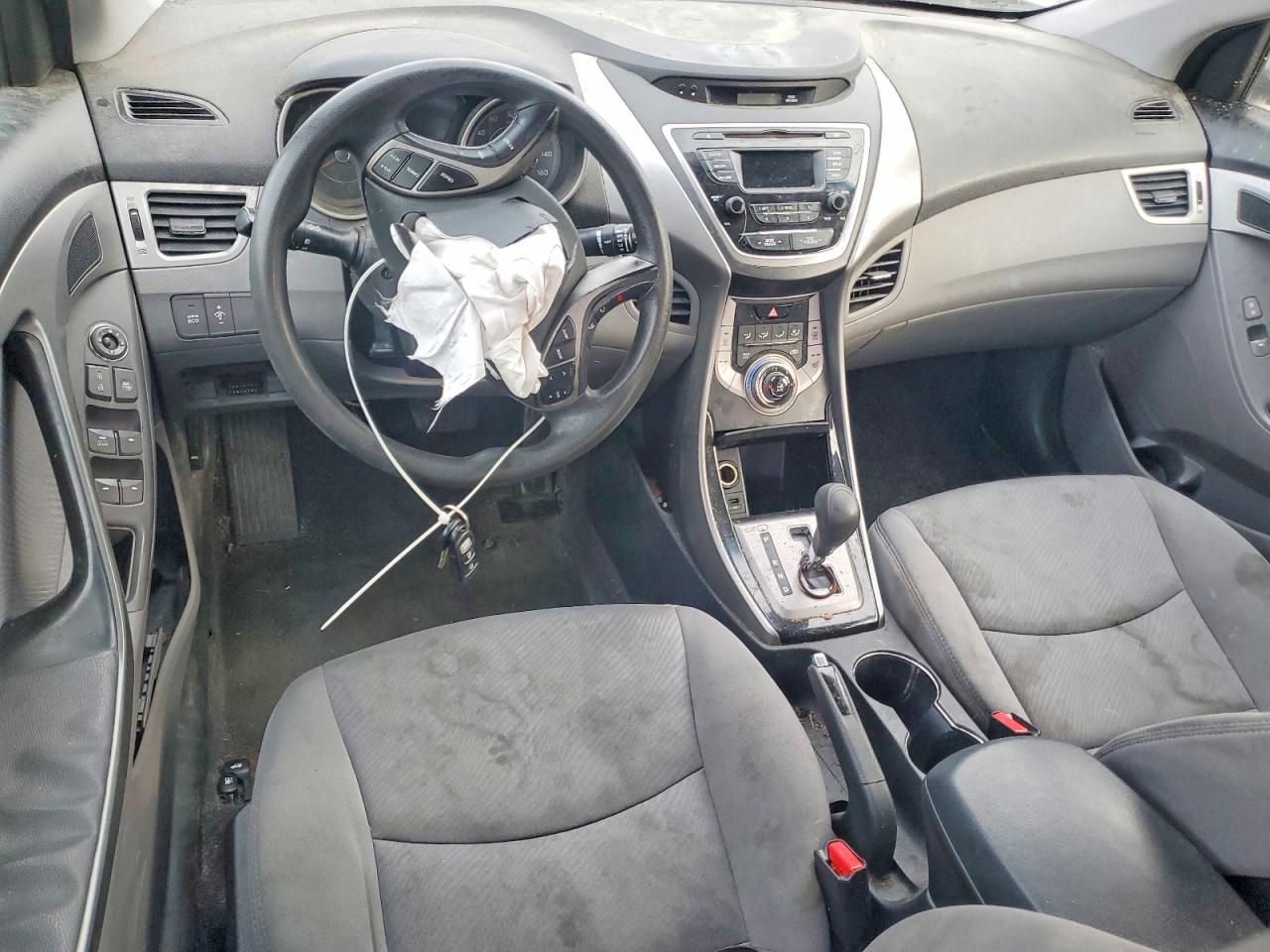 2013 HYUNDAI ELANTRA GLS photo 8