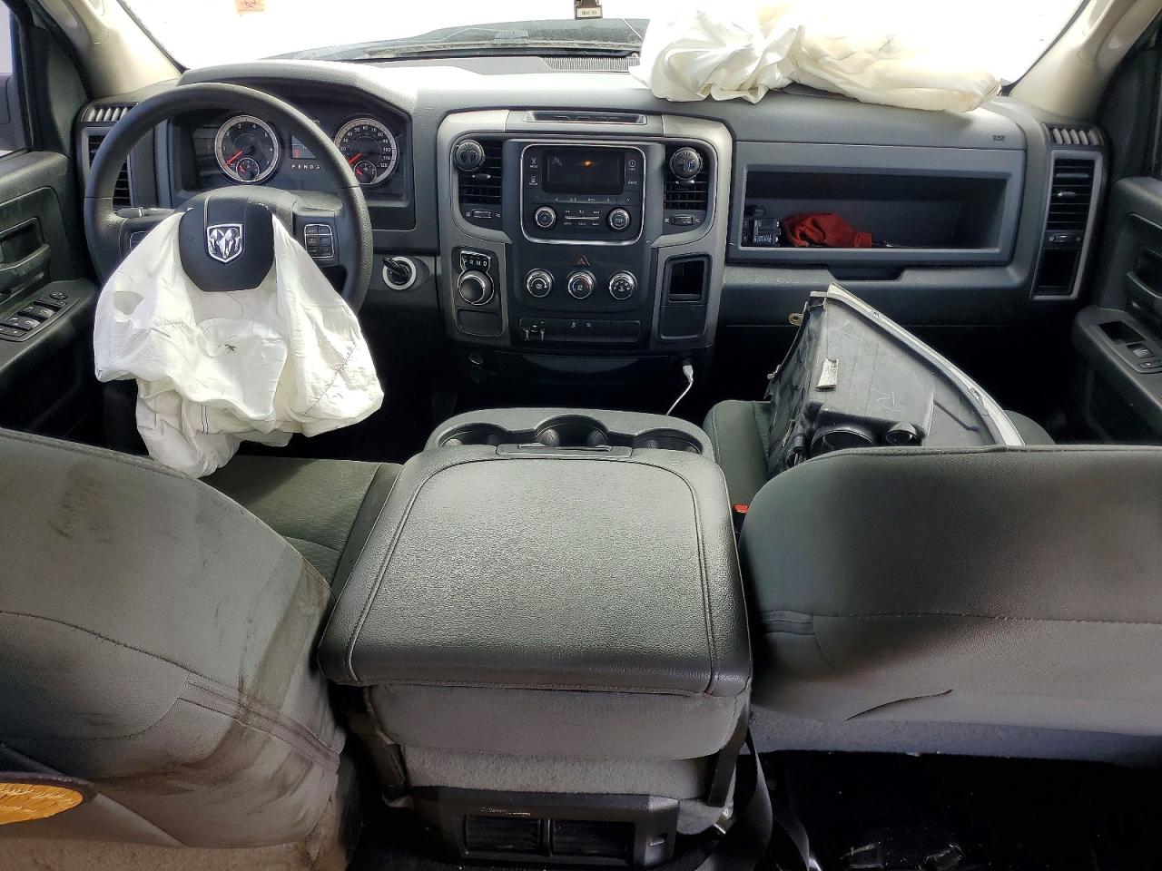2019 RAM 1500 CLASSIC TRADESMAN photo 15