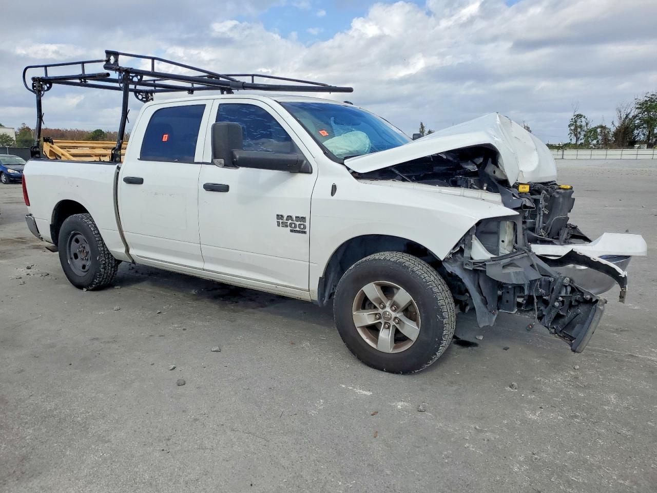 2019 RAM 1500 CLASSIC TRADESMAN photo 7