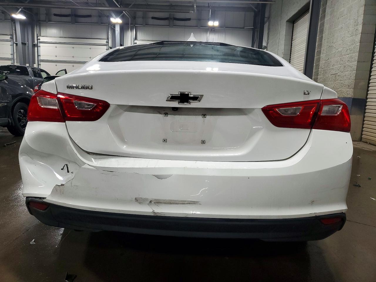2018 CHEVROLET MALIBU LT photo 6