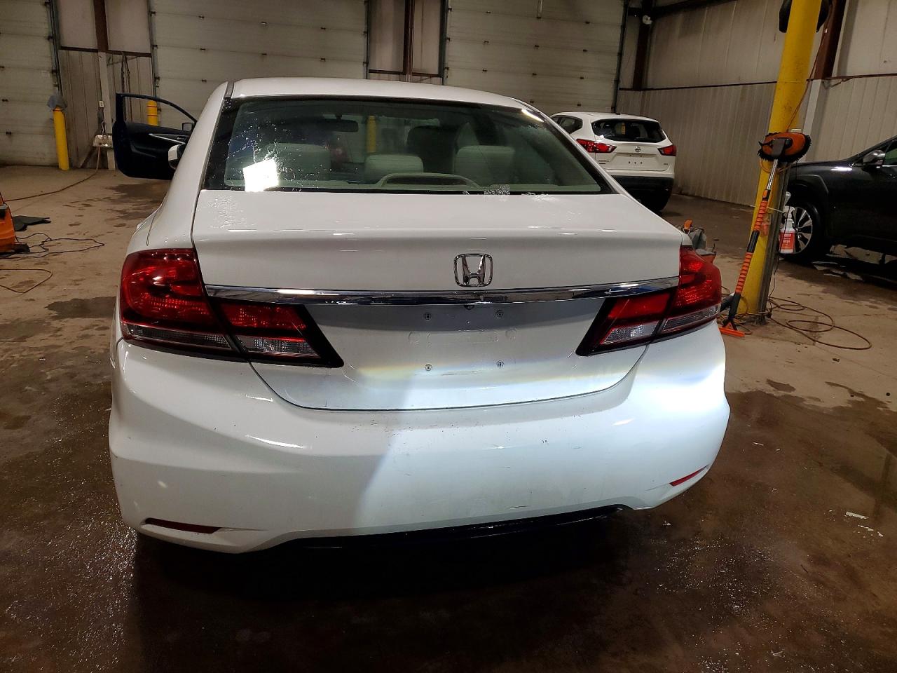 2015 HONDA CIVIC LX photo 11