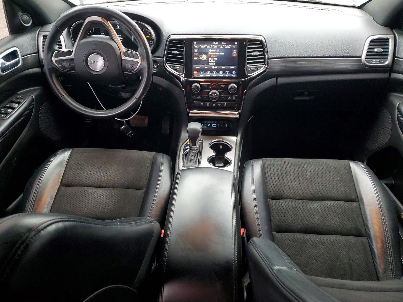 2019 JEEP GRAND CHEROKEE LAREDO photo 15
