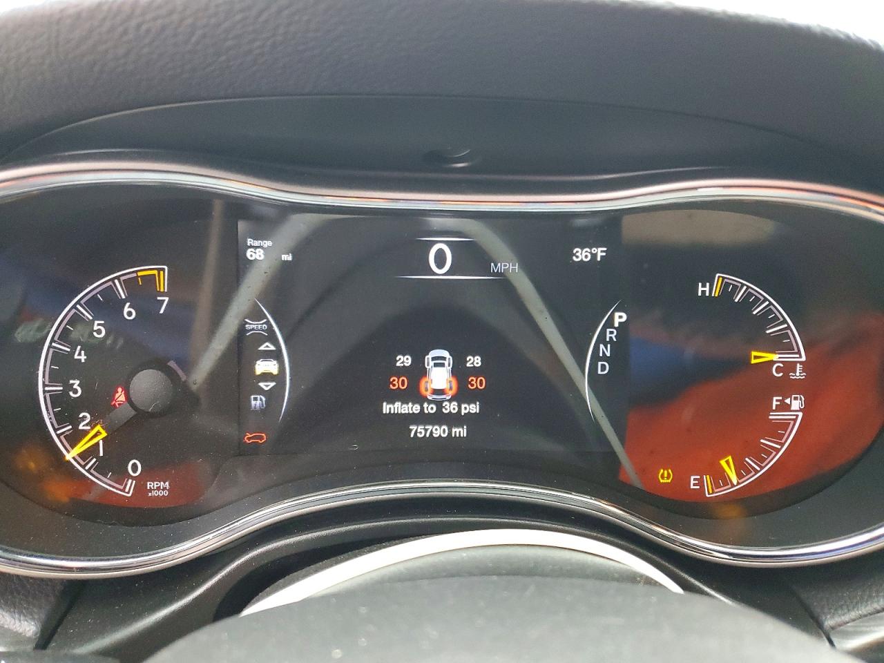 2019 JEEP GRAND CHEROKEE LAREDO photo 17