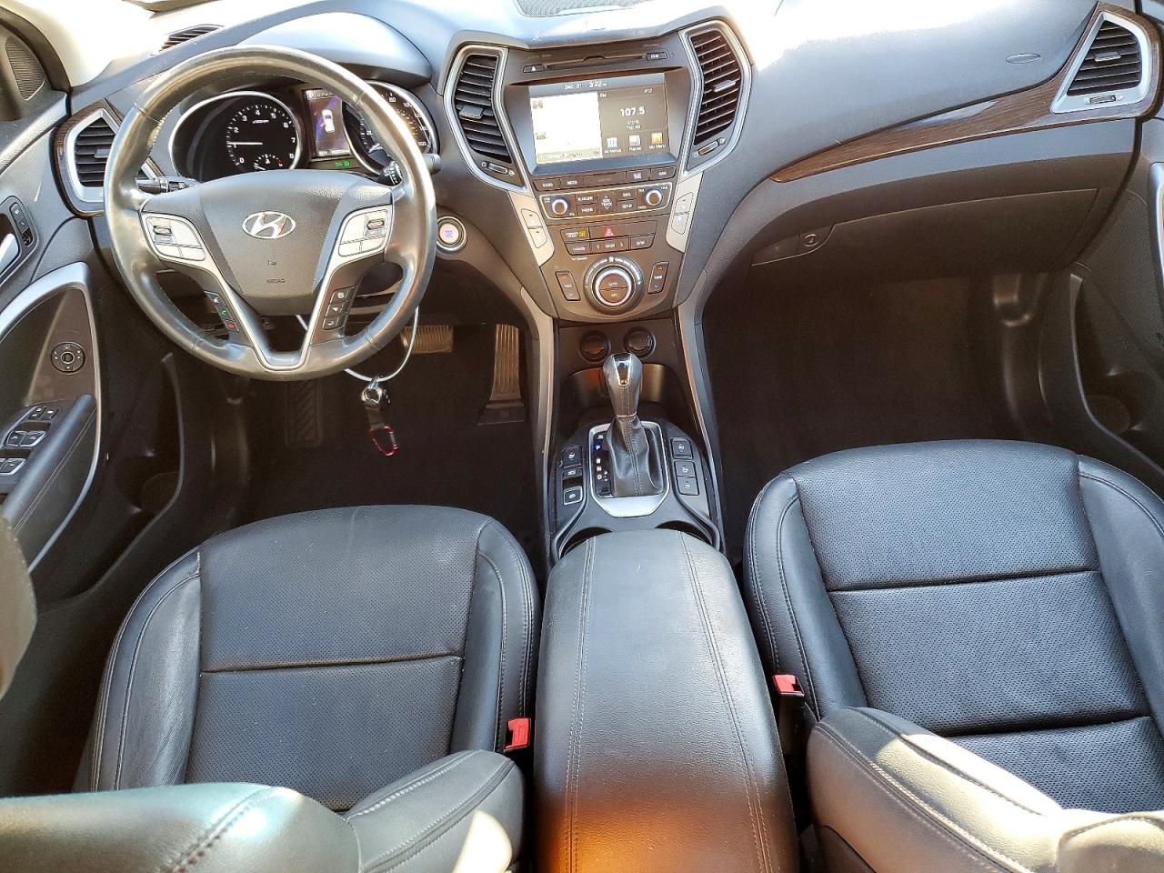 2017 HYUNDAI SANTA FE SPORT photo 8