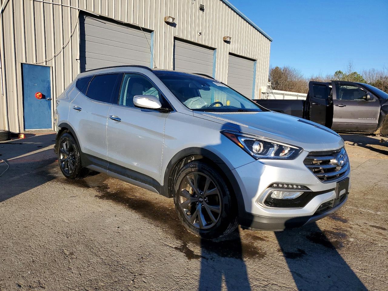 2017 HYUNDAI SANTA FE SPORT photo 4