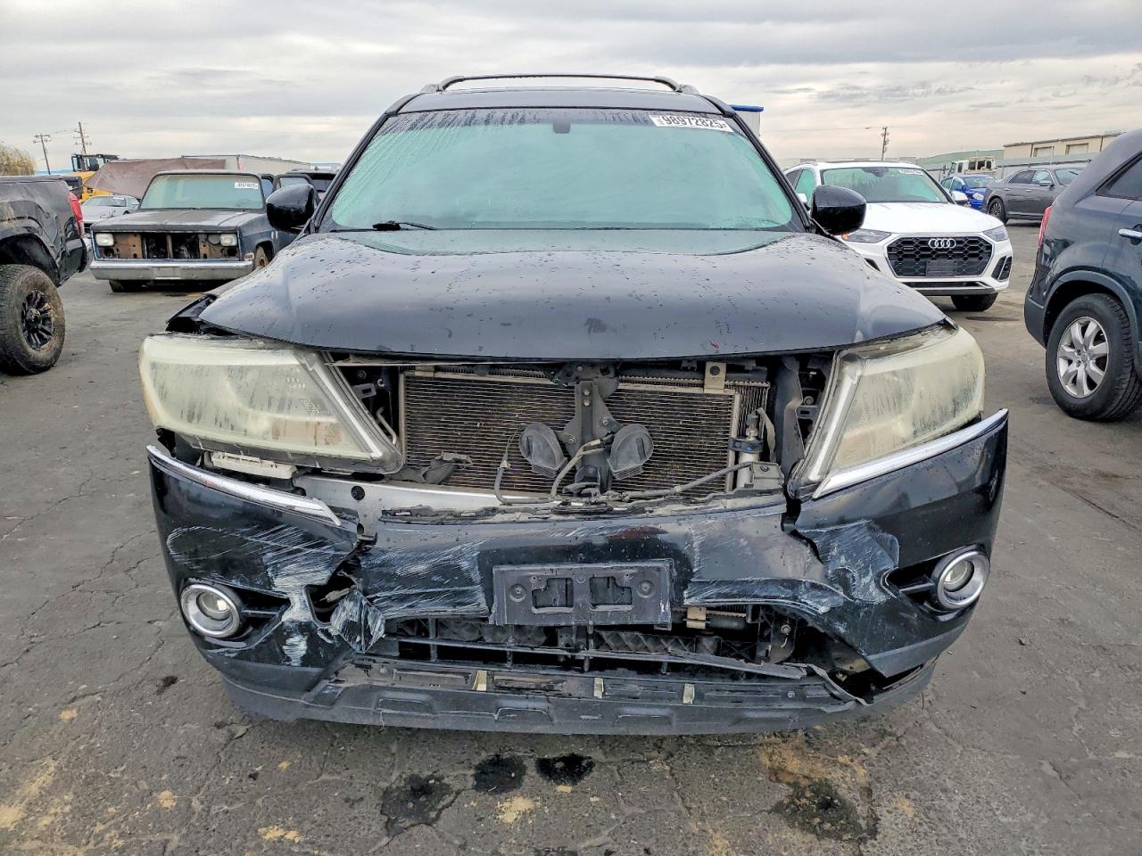 2013 NISSAN PATHFINDER S photo 5