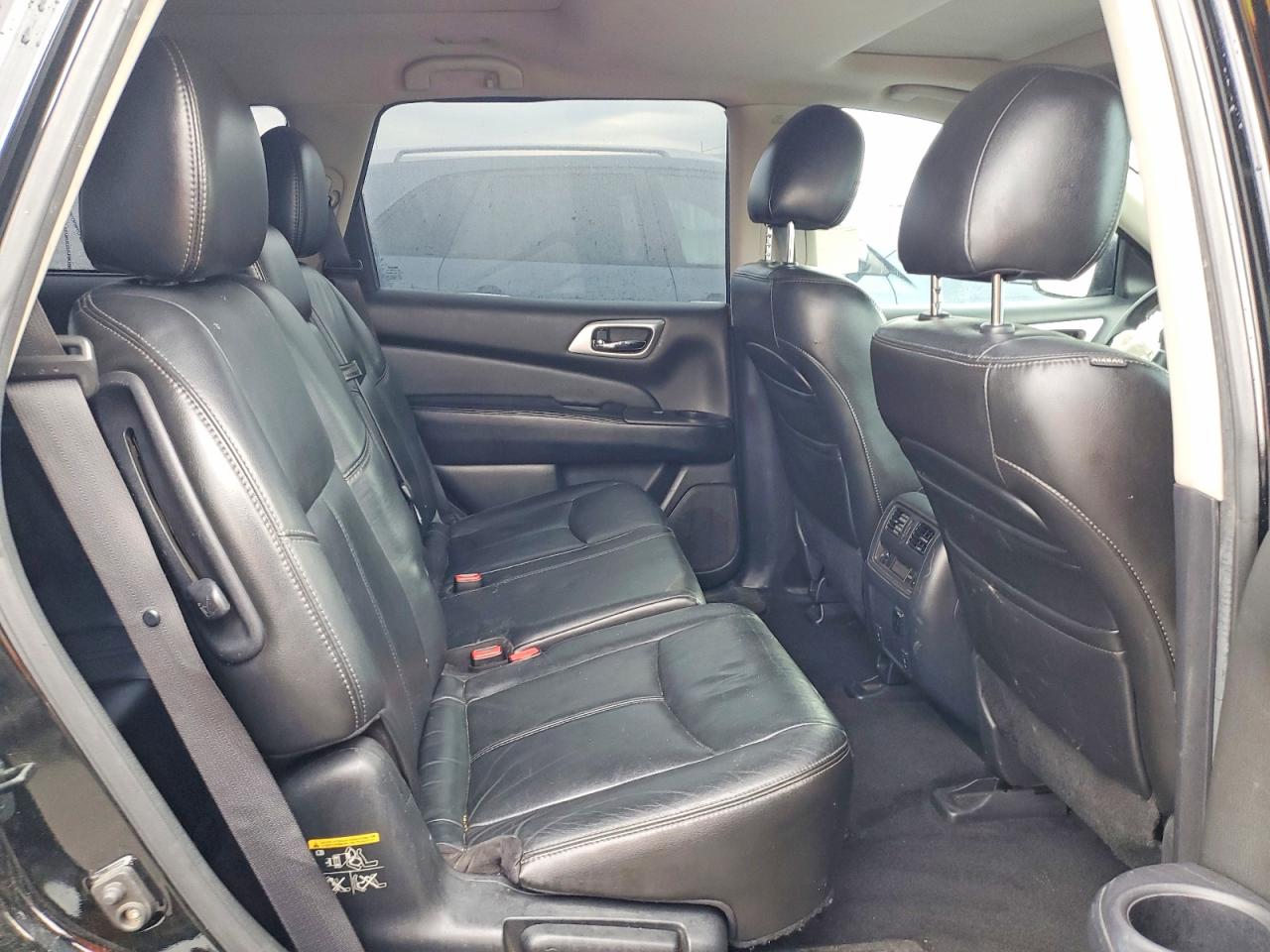 2013 NISSAN PATHFINDER S photo 11
