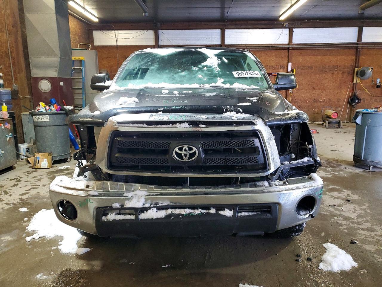 2011 TOYOTA TUNDRA CREWMAX SR5 photo 5