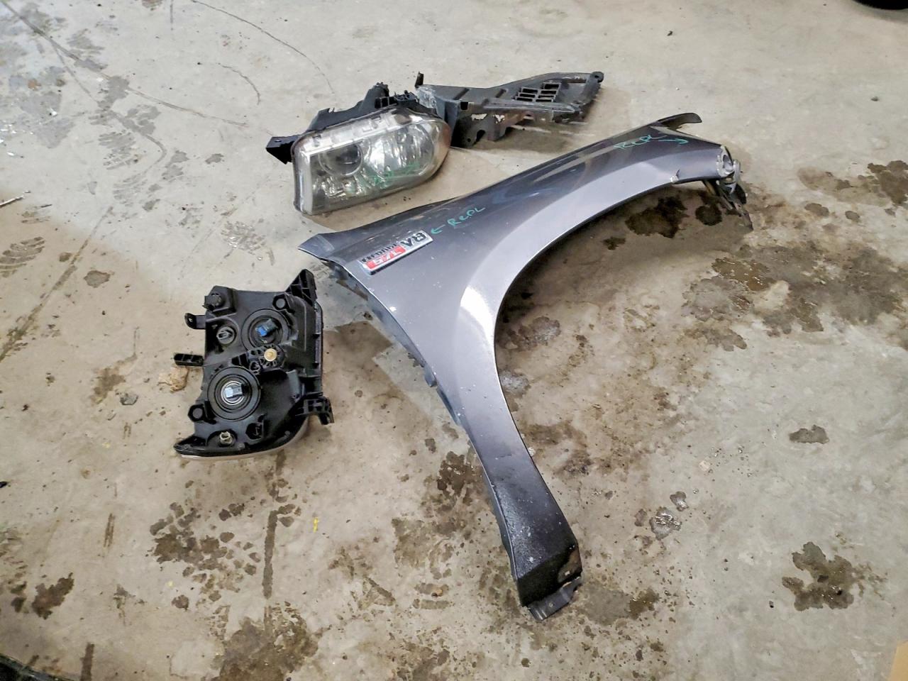 2011 TOYOTA TUNDRA CREWMAX SR5 photo 12
