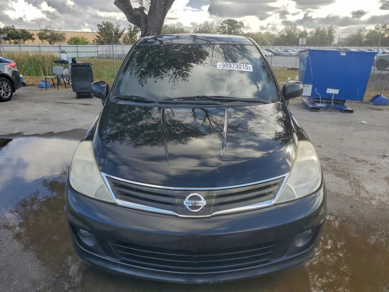 2011 NISSAN VERSA S photo 5