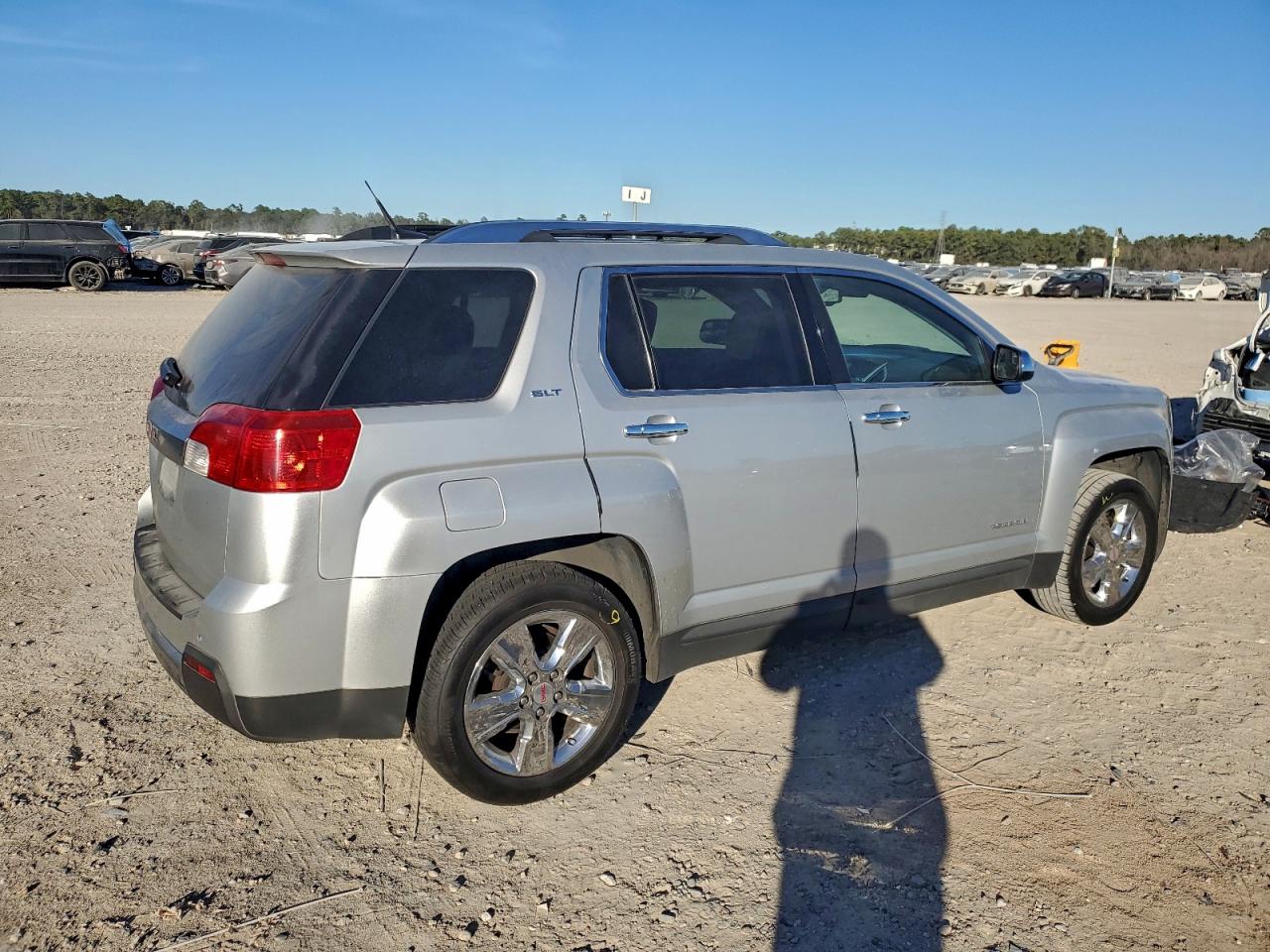 2012 GMC TERRAIN SLT photo 3