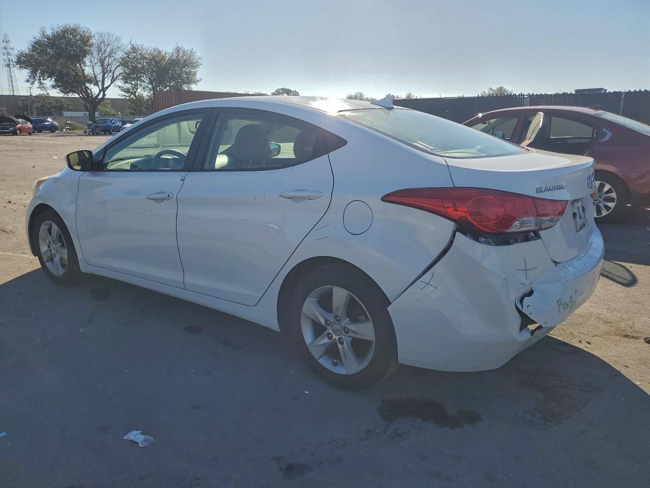 2012 HYUNDAI ELANTRA GLS photo 2