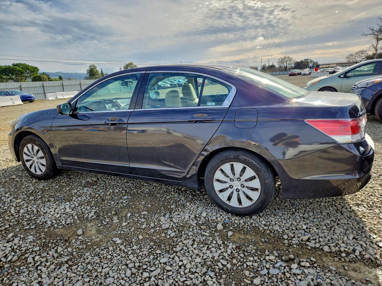 2012 HONDA ACCORD LX photo 2