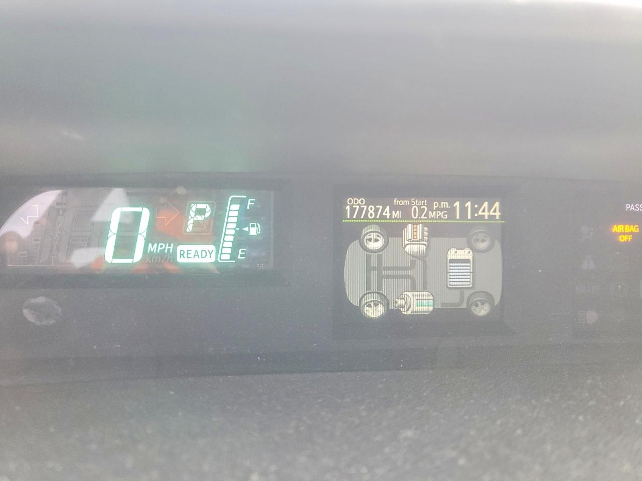 2013 TOYOTA PRIUS C photo 17