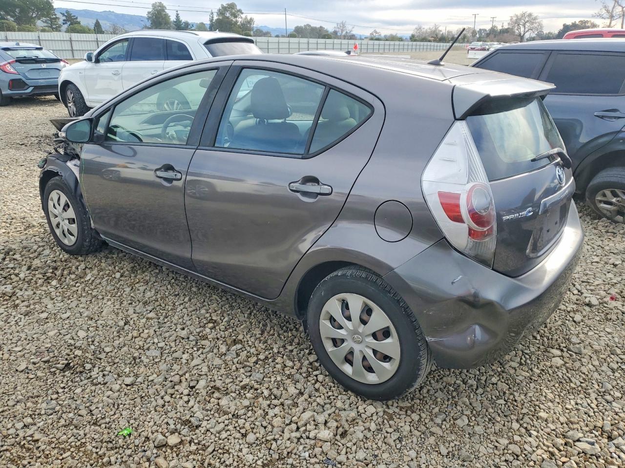 2013 TOYOTA PRIUS C photo 3