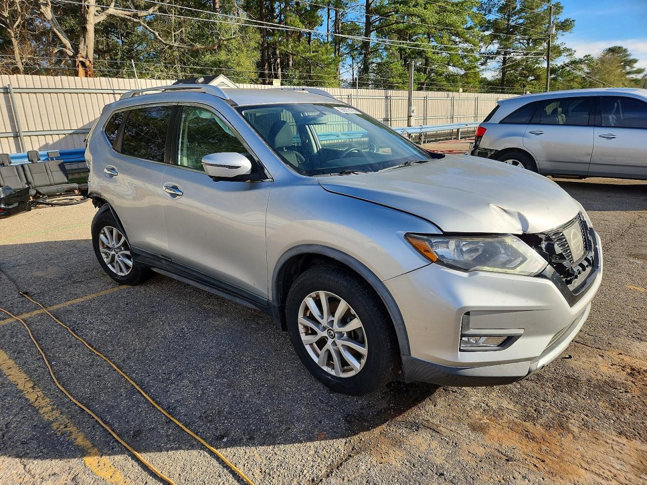 2017 NISSAN ROGUE S photo 4