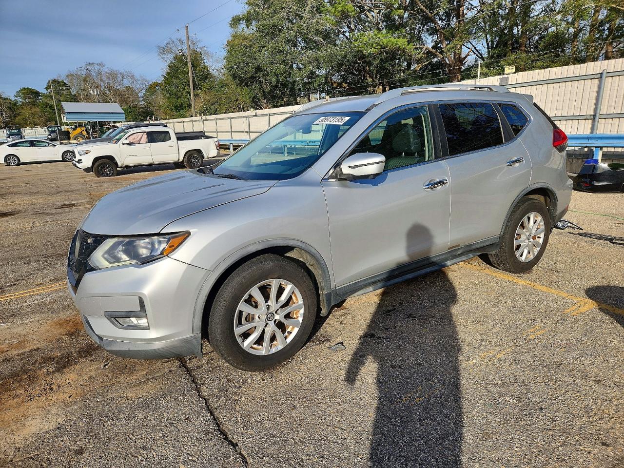 2017 NISSAN ROGUE