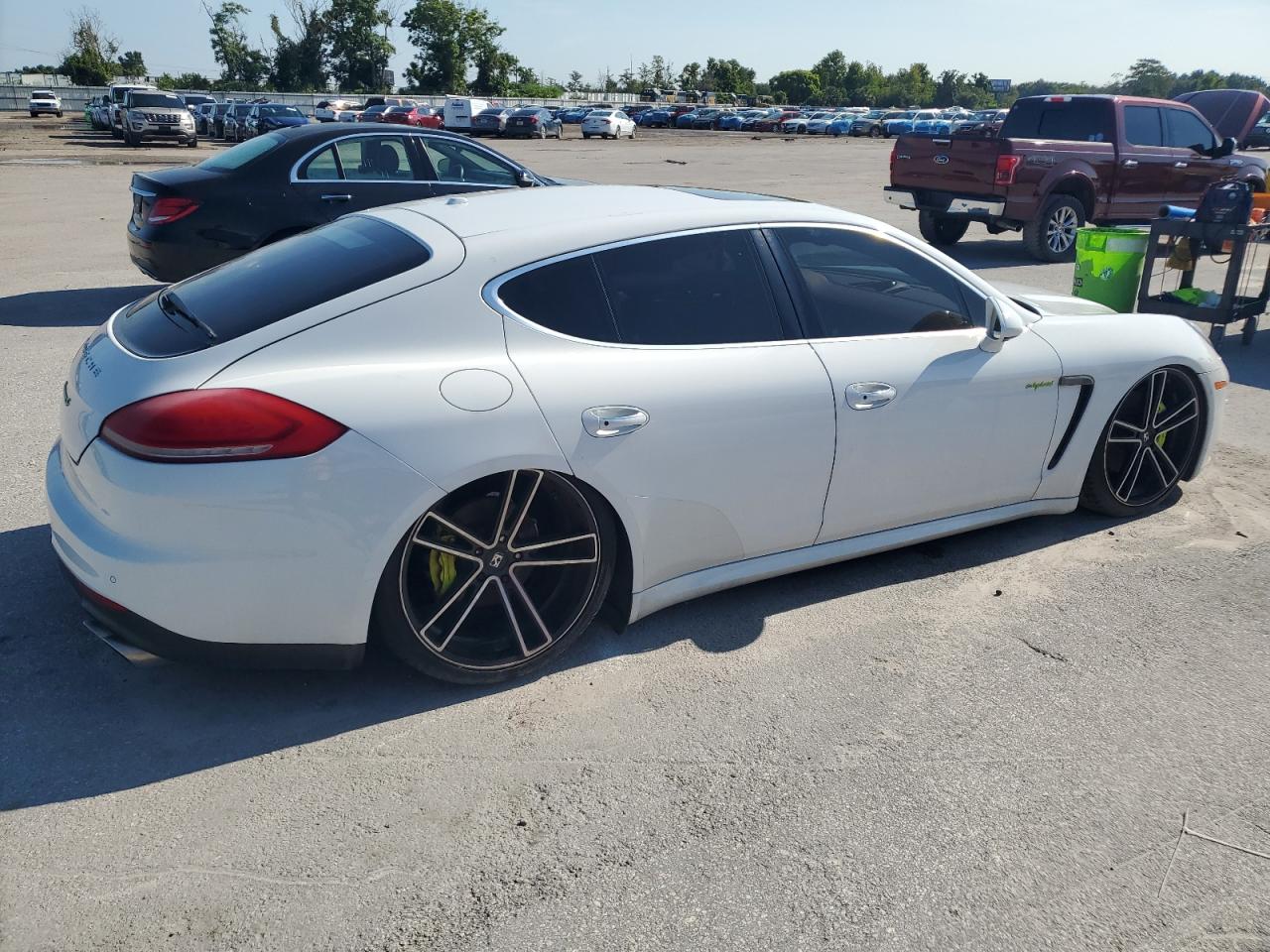 2014 PORSCHE PANAMERA S HYBRID photo 3