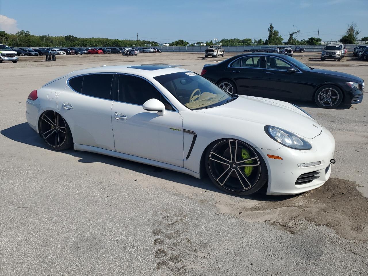 2014 PORSCHE PANAMERA S HYBRID photo 4