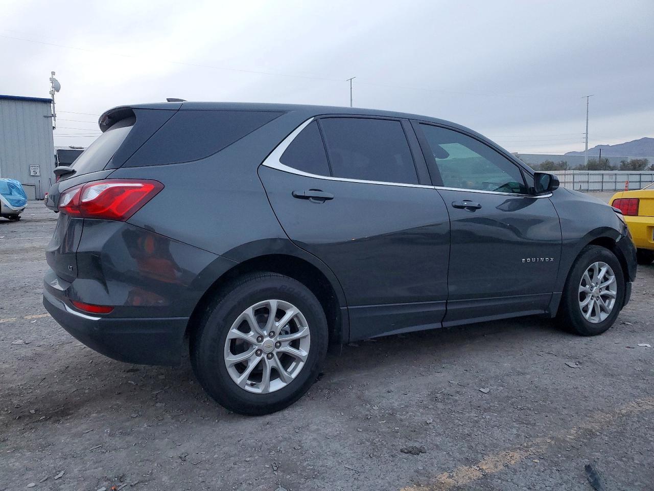 2021 CHEVROLET EQUINOX LT photo 5