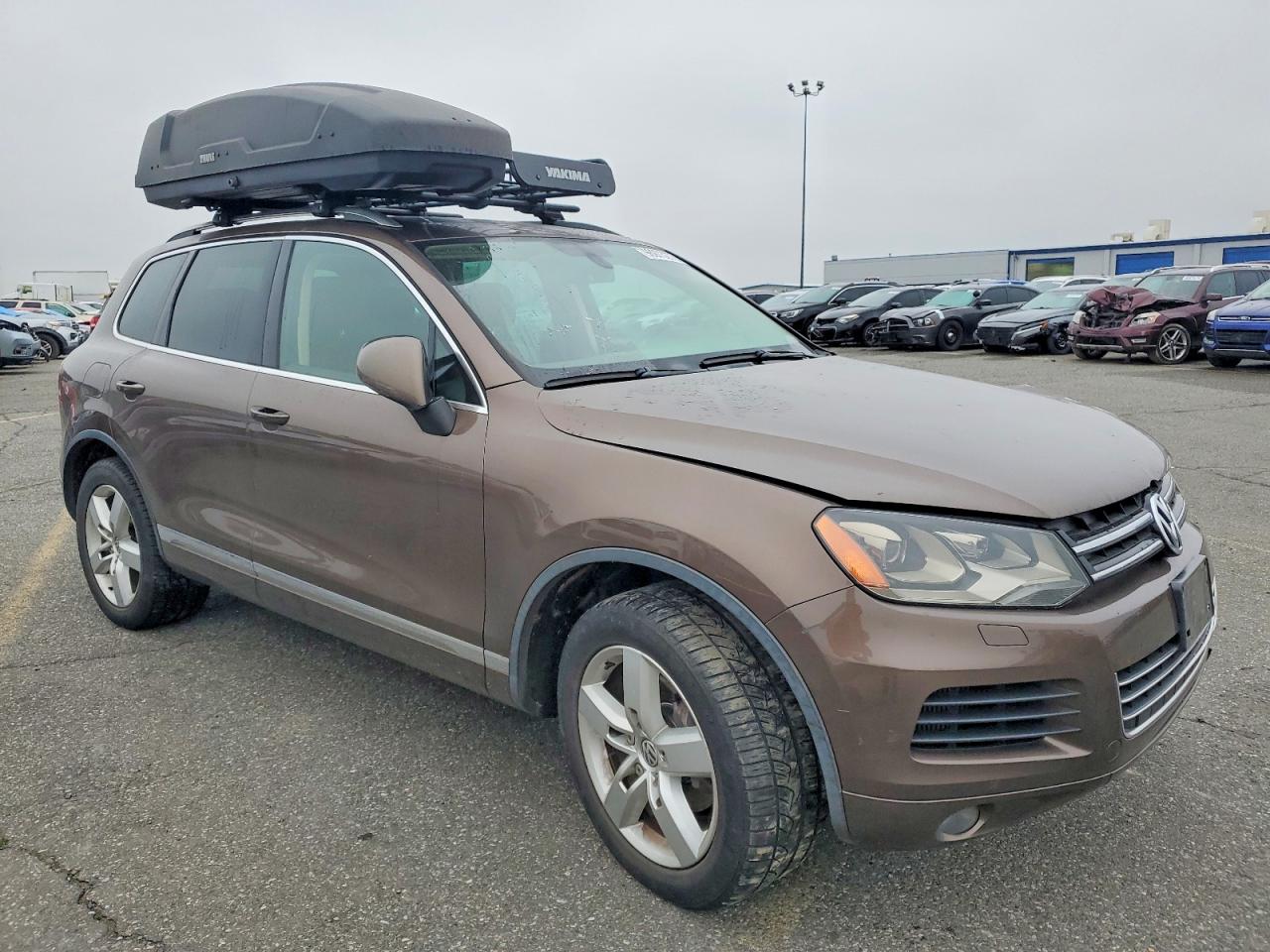 2012 VOLKSWAGEN TOUAREG V6 TDI photo 4